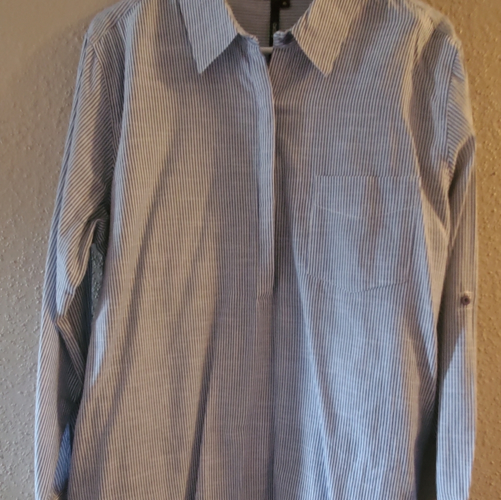 Shirt - Picture 3 of 4